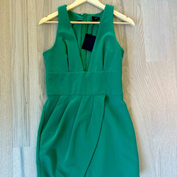 NBD/REVOLVE GREEN MINI DRESS - Picture 2 of 3